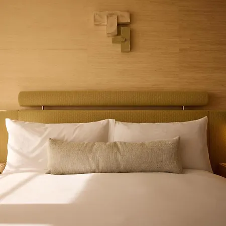 The Shelborne By Proper Hotel Miami Beach Exterior photo